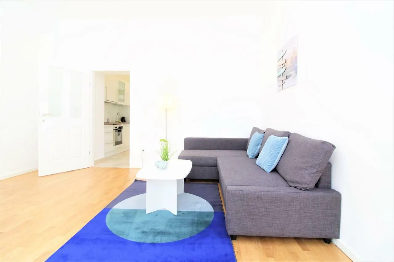 Marine: Newly Renovated 2Nd District Apartment Viena