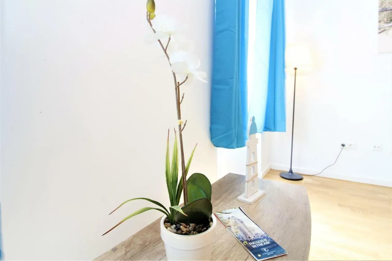 Marine: Newly Renovated 2Nd District Apartment Viena